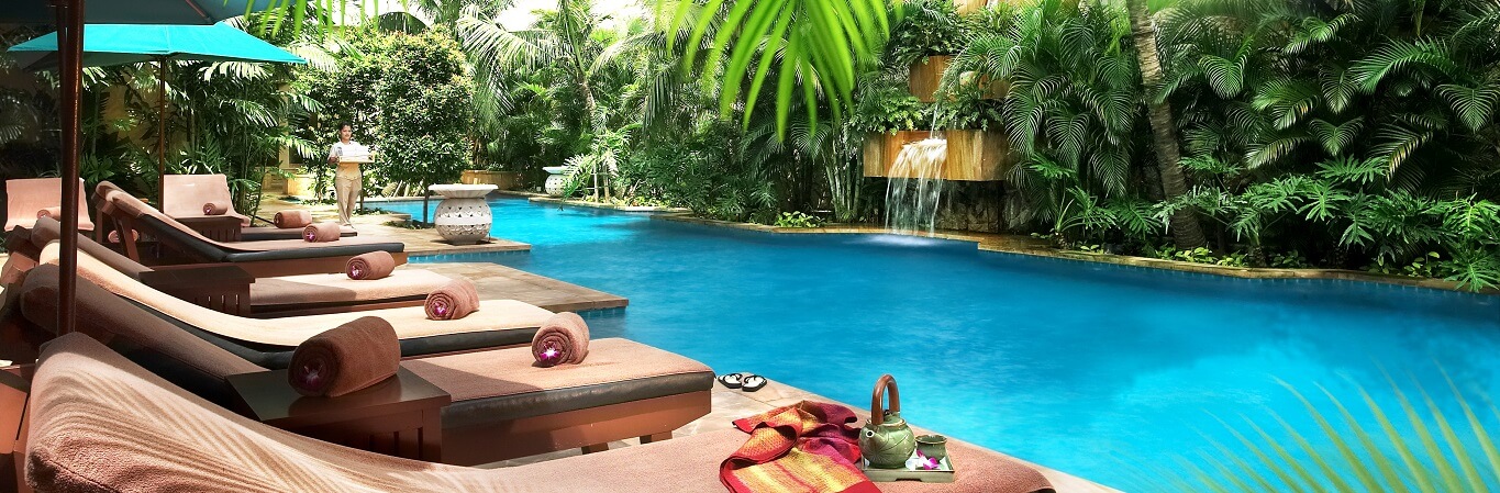 Luxury-swimming-pools